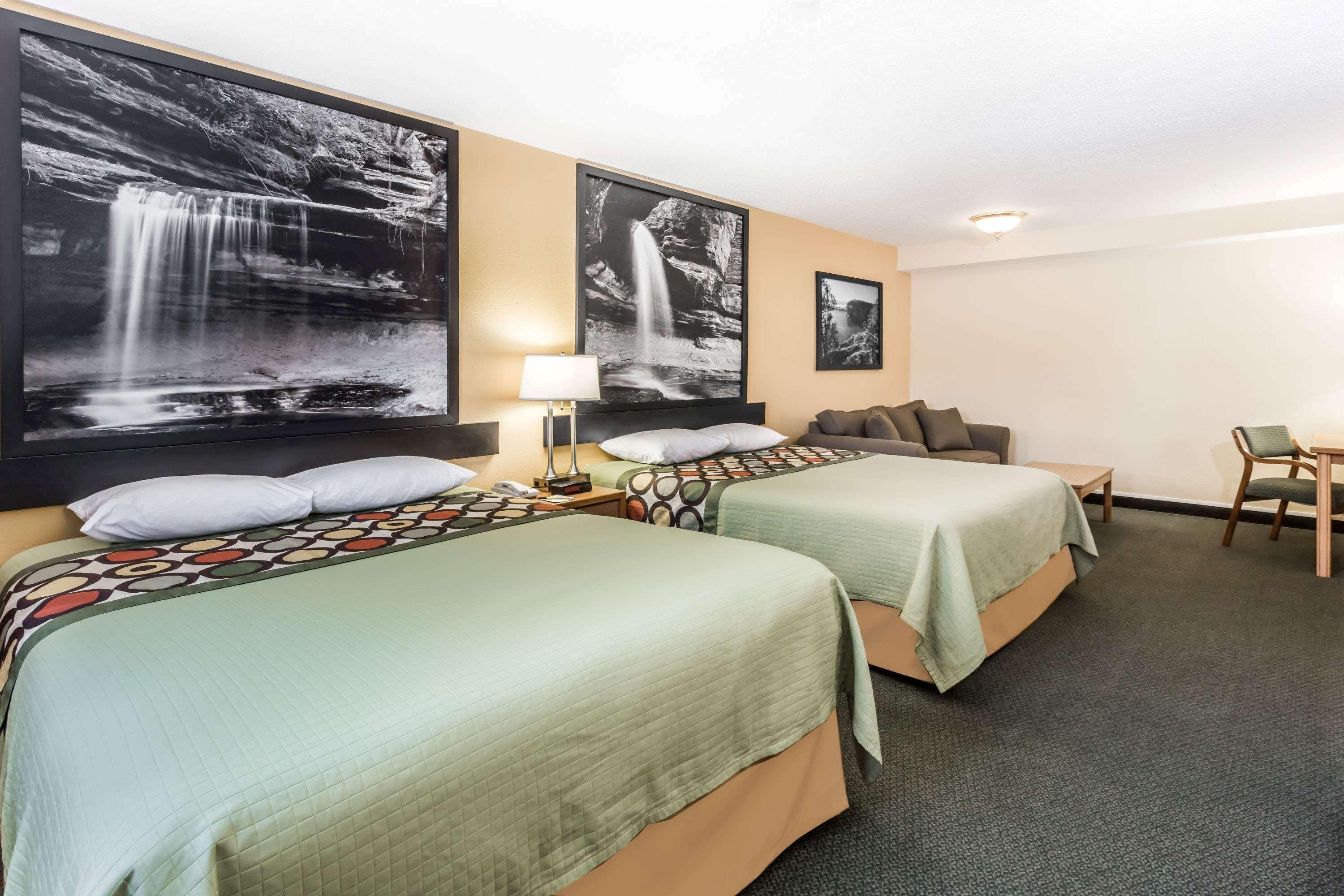Super 8 By Wyndham Ottawa Starved Rock Hotel Luaran gambar