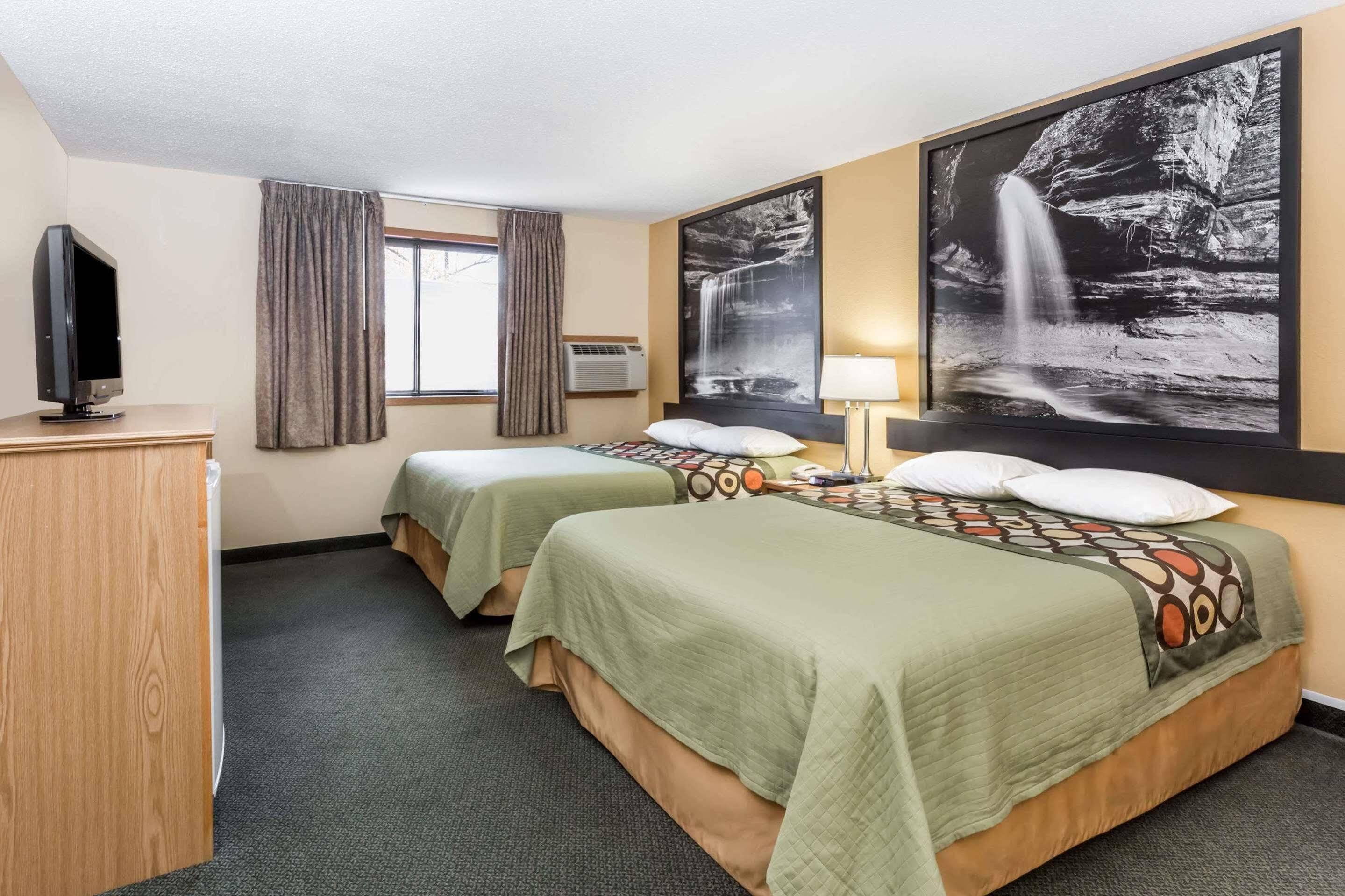 Super 8 By Wyndham Ottawa Starved Rock Hotel Luaran gambar